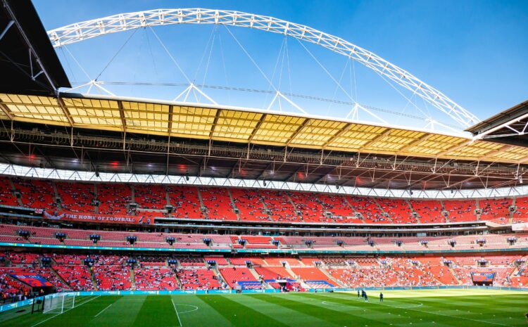  May in London: Learn English with Flowers, Football and History!
